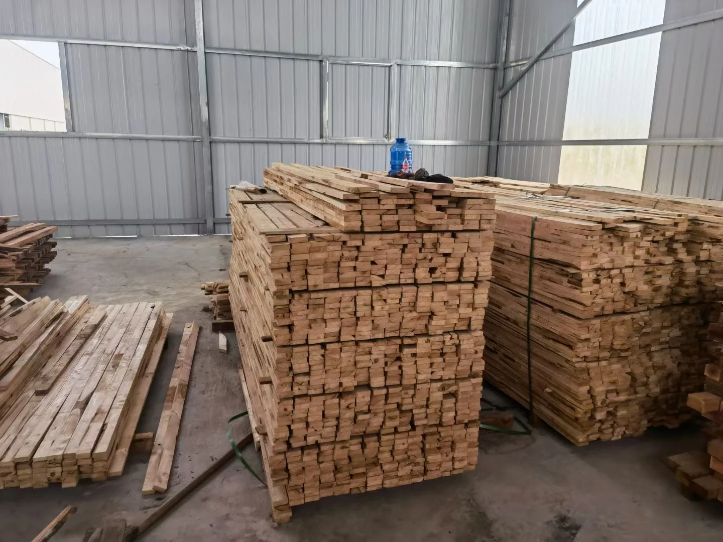 YESTONE Cambodia granite factory — Crate Materials